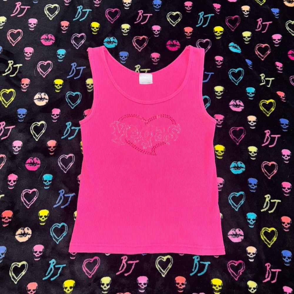 Jon Lauren hot pink rhinestone heart graphic Las Vegas tank top